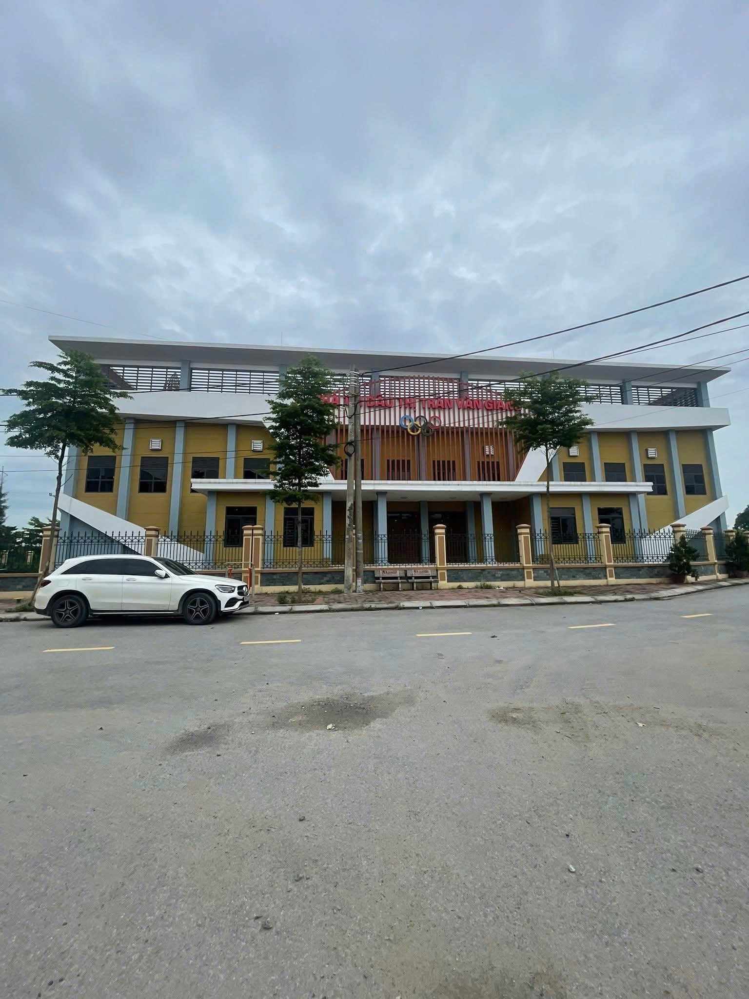 Chính Chủ bán 141m đất Đan Nhiễm, Văn Giang, Hưng Yên. MT quyền lực 8.2m hơn 5 tỷ. Ô tô tránh vào nhà